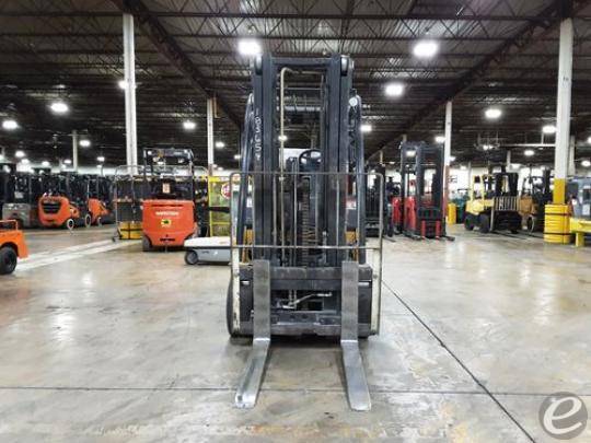 2018 Yale GLC080 LP Gas Forklift - 123Forklift
