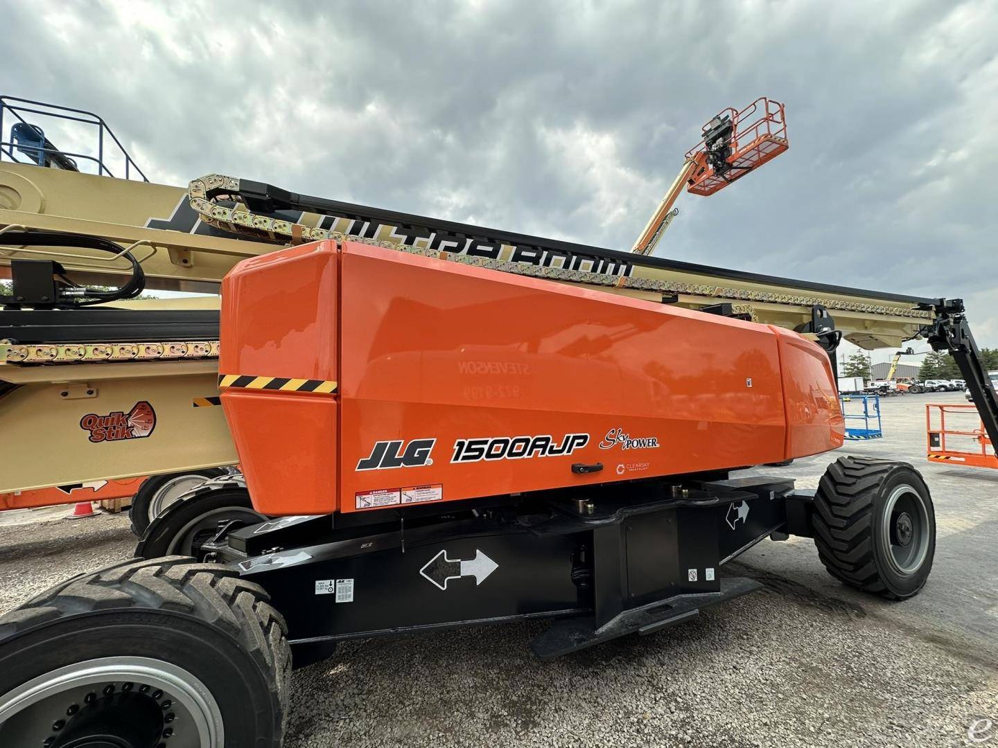 2025 JLG 1500AJP