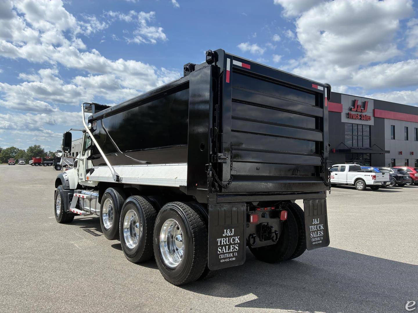 2018 Mack GRANITE GU713
