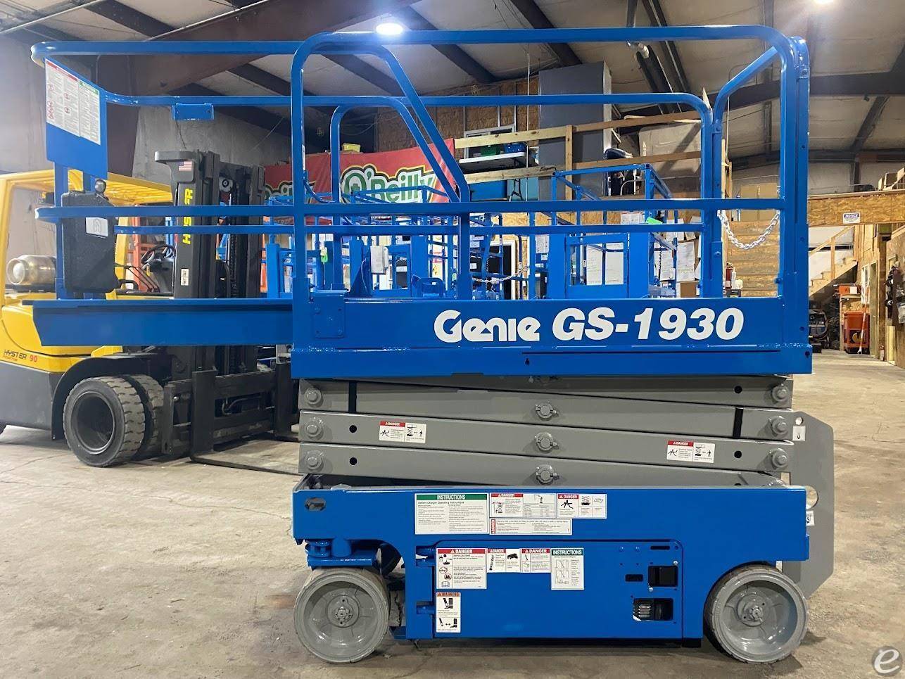 2013 Genie GS1930 Electric Scissor Lift - 123Forklift