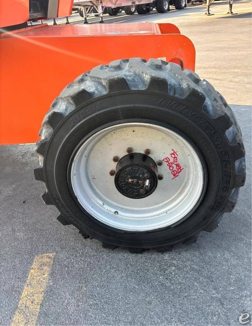 2014 JLG 660SJ