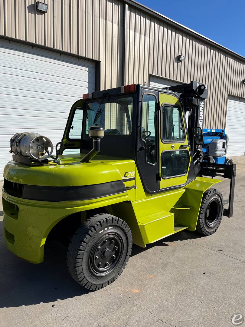 2019 Clark C70L