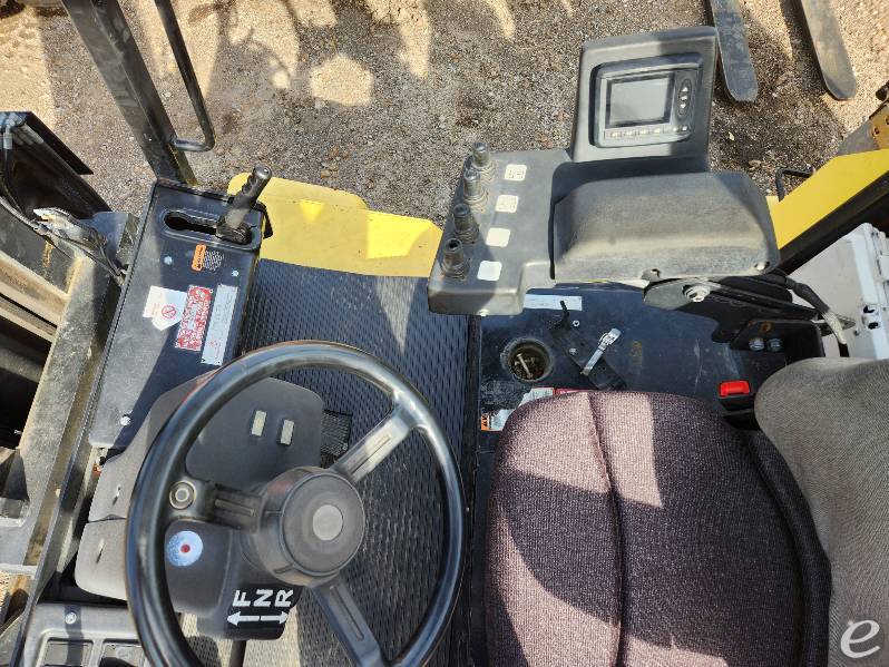 2009 Hoist Liftruck F300