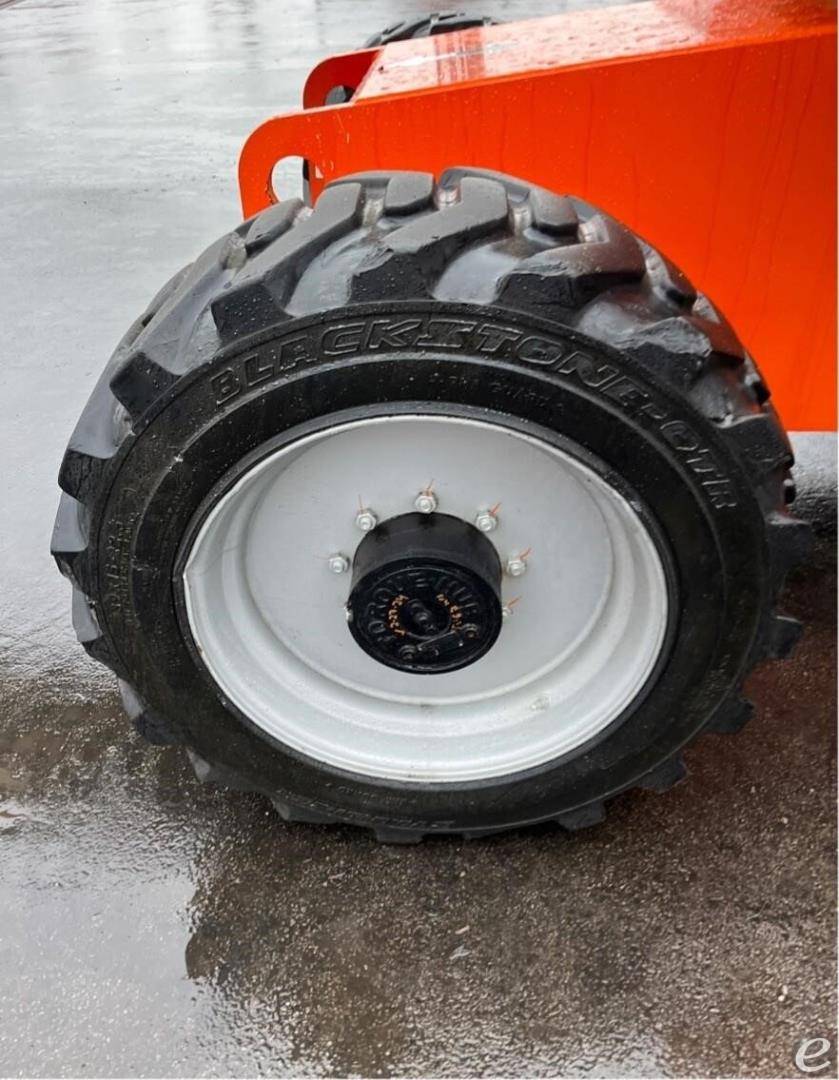 2013 JLG 600S