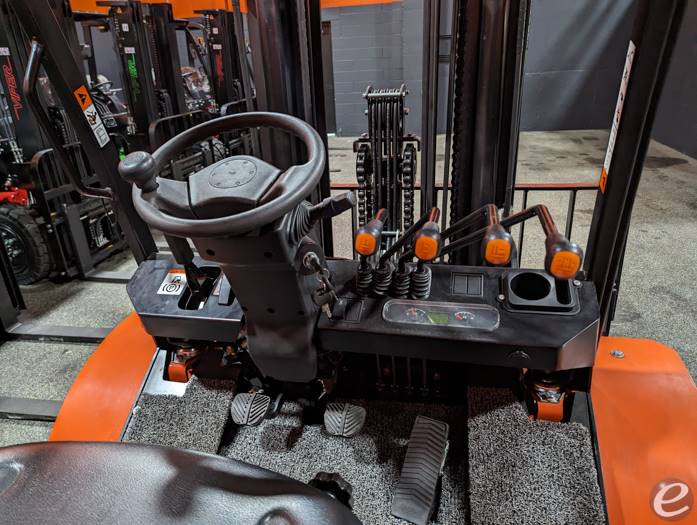 2026 Viper Lift Trucks RTD30-4