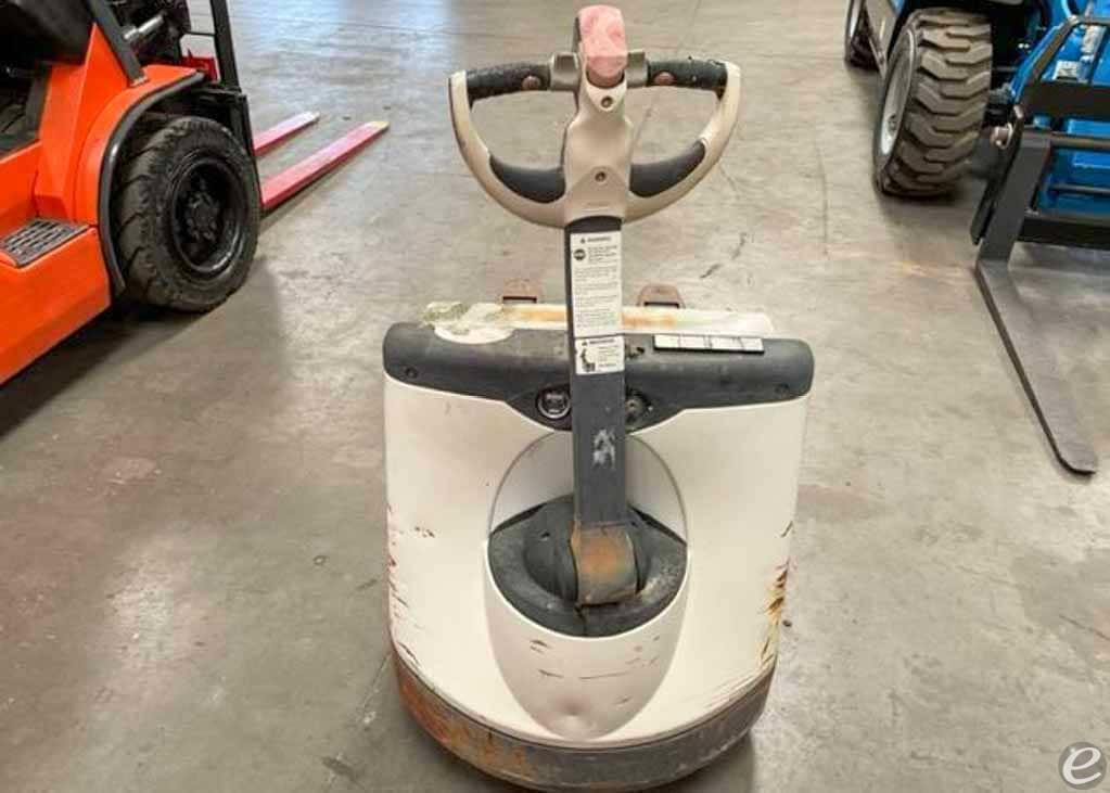  Crown WP2340-45 Electric Forklift - 123Forklift
