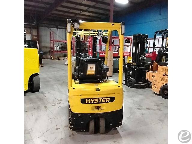 2010 Hyster J35XNT