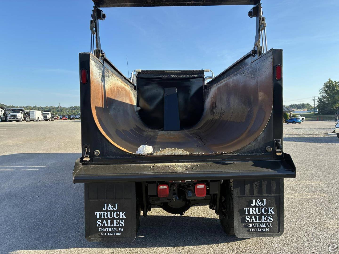 2023 Freightliner 108SD
