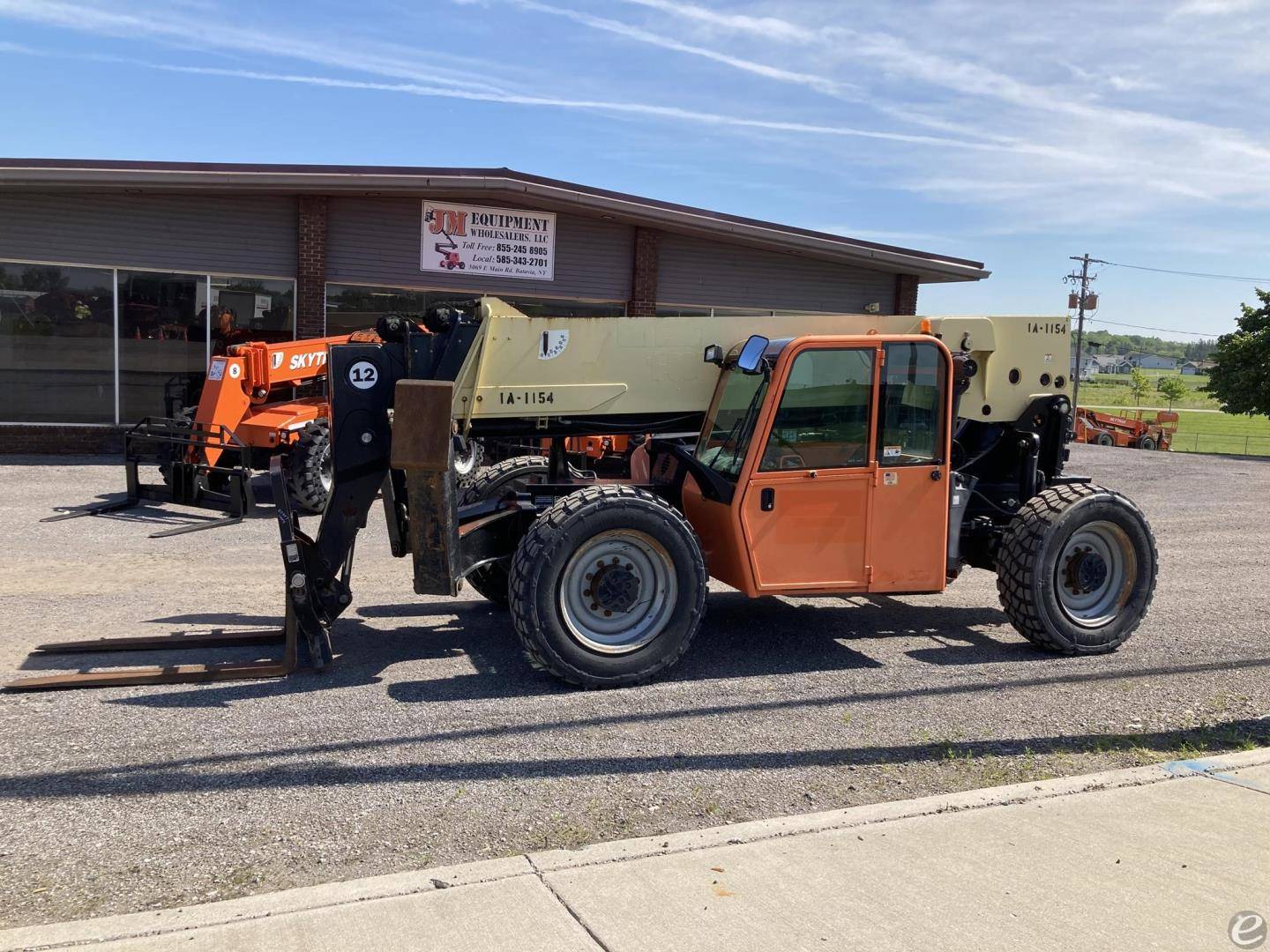 2012 JLG G12-55A