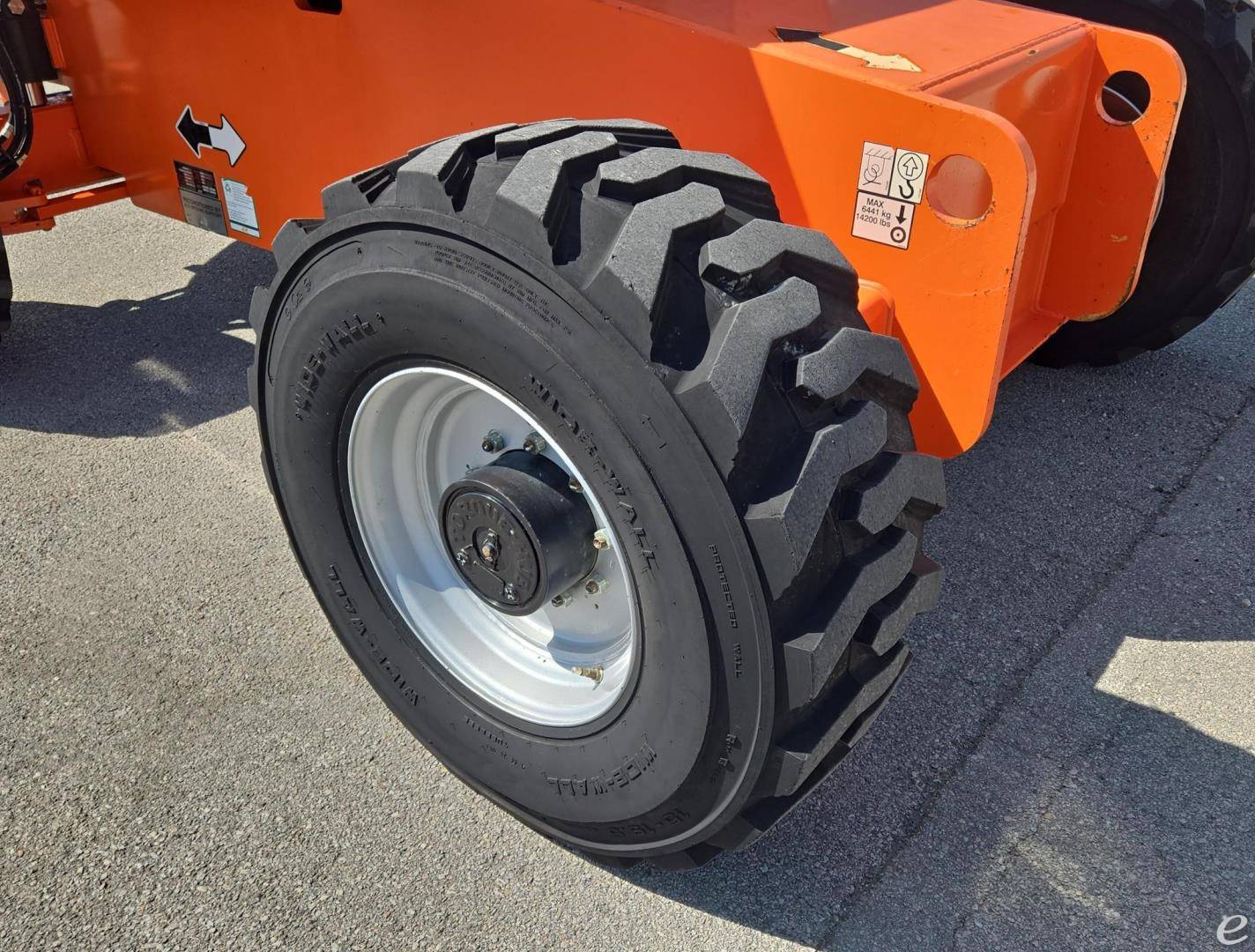 2012 JLG 660SJ