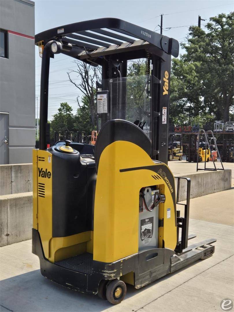2018 Yale NDR035EB Electric Reach Truck - 123Forklift