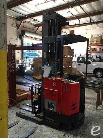 1998 Raymond EASI-R30TT Electric Reach Truck - 123Forklift