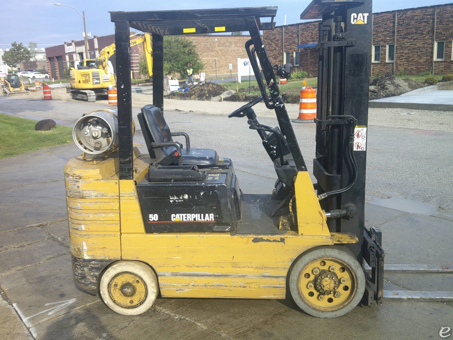 1997 Cat GC25