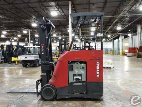 2017 Raymond 425 C40TT Electric Forklift - 123Forklift