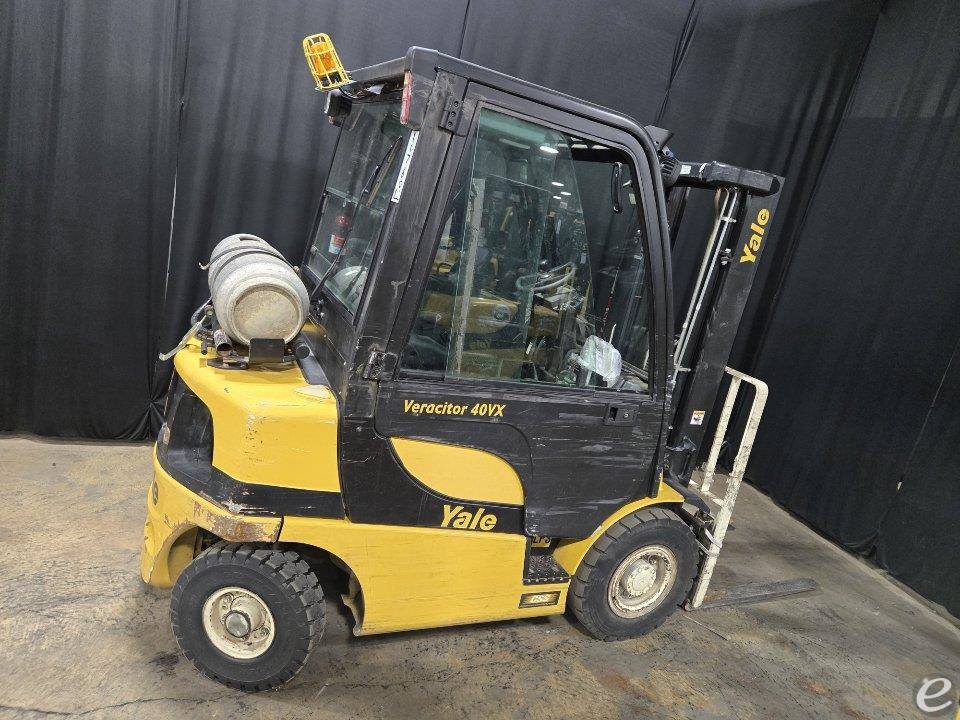 2013 Yale GP040VX