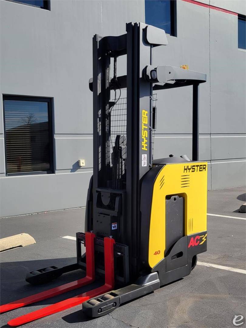 2013 Hyster N40ZRS2 Electric Reach Truck - 123Forklift