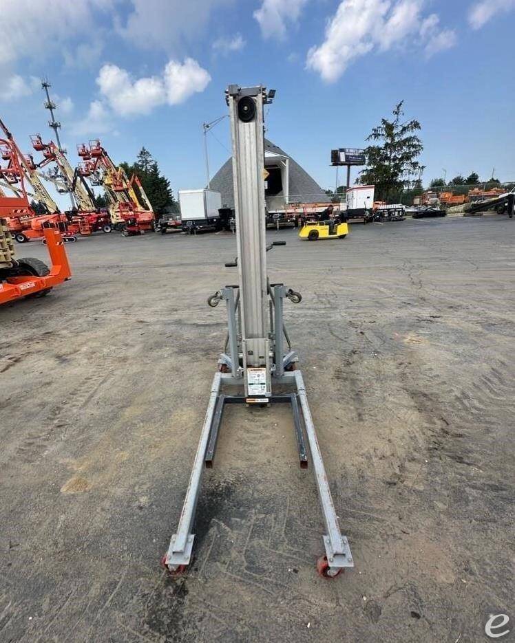 2020 Genie SLC24