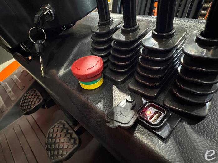 2026 Viper Lift Trucks RTD25F-2