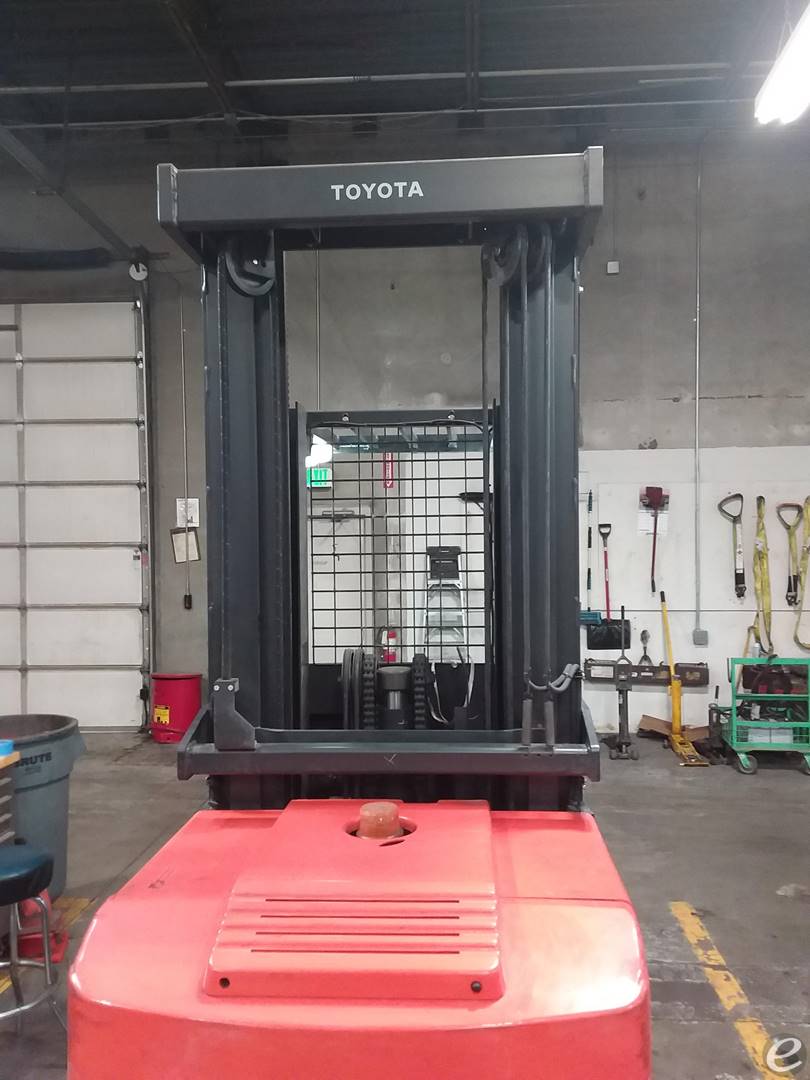2018 Toyota 7BPUE15240