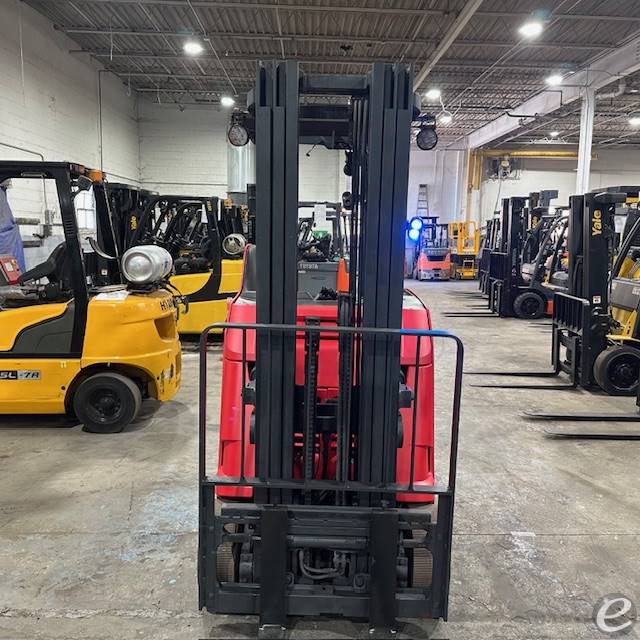 2022 Raymond 425-C40TT