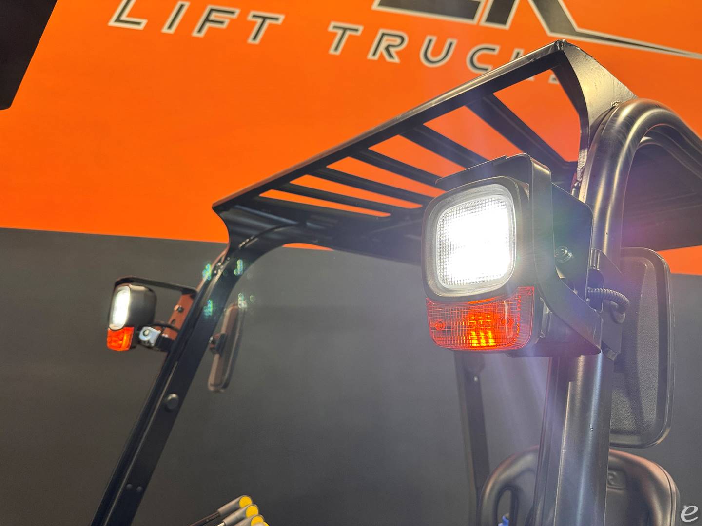 2026 Viper Lift Trucks FB20