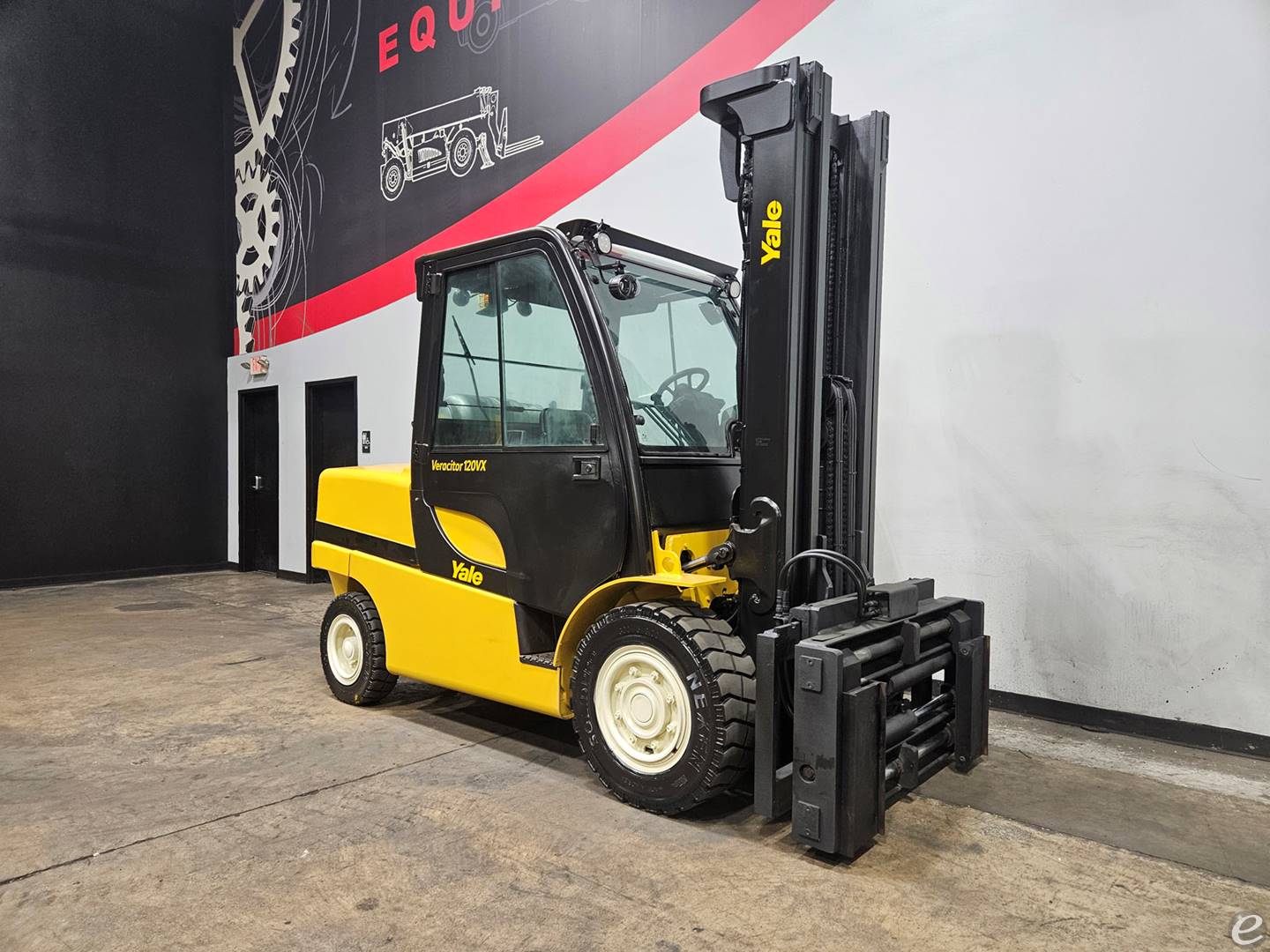 2021 Yale GLP120VX