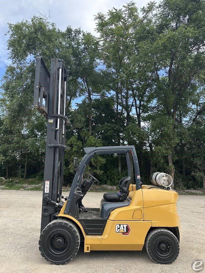 2014 Mitsubishi FG50CN1