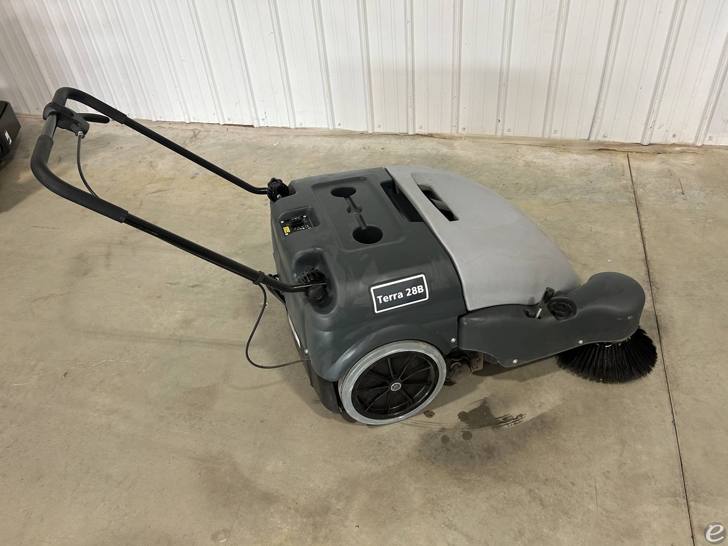 2022 Nilfisk Advance TERRA 28B