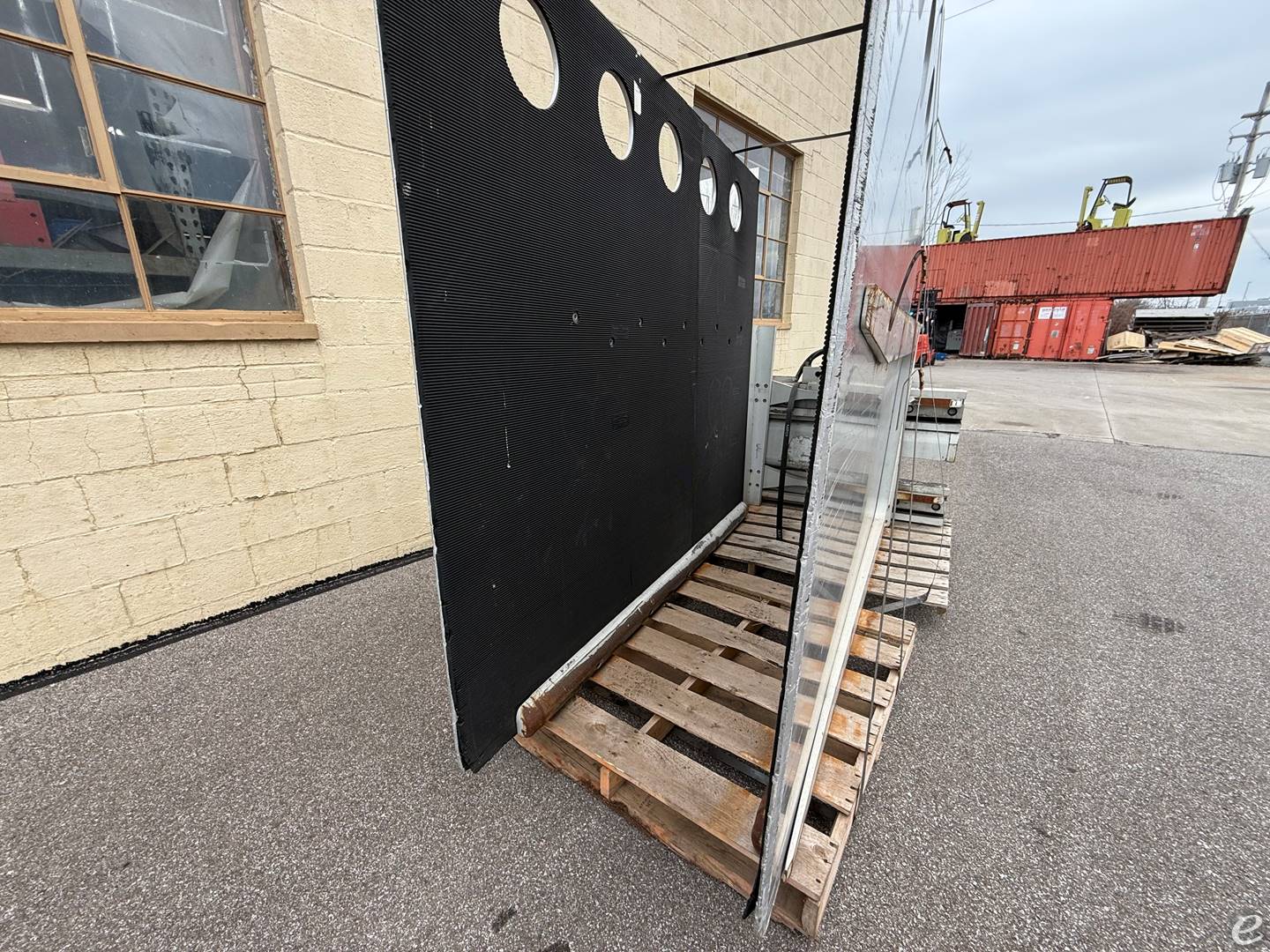 2015 Cascade 70D44944