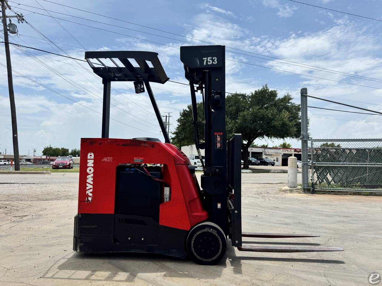 2017 Raymond 425-C35QM