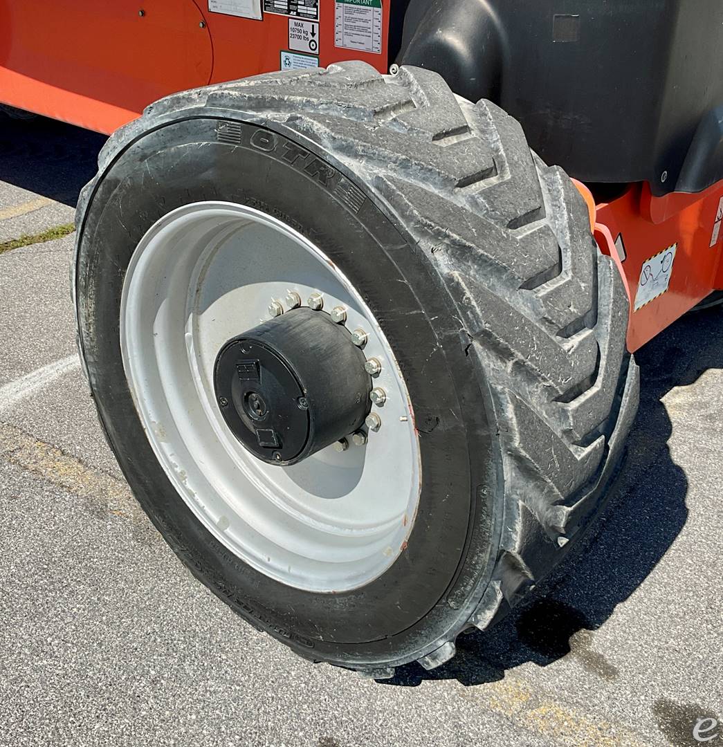2021 JLG 1250AJP