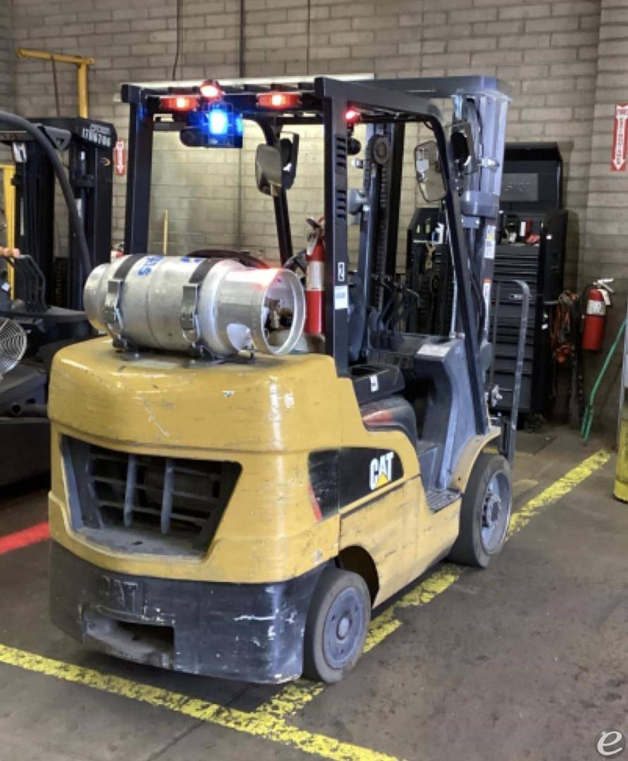 2022 Cat 2C6000