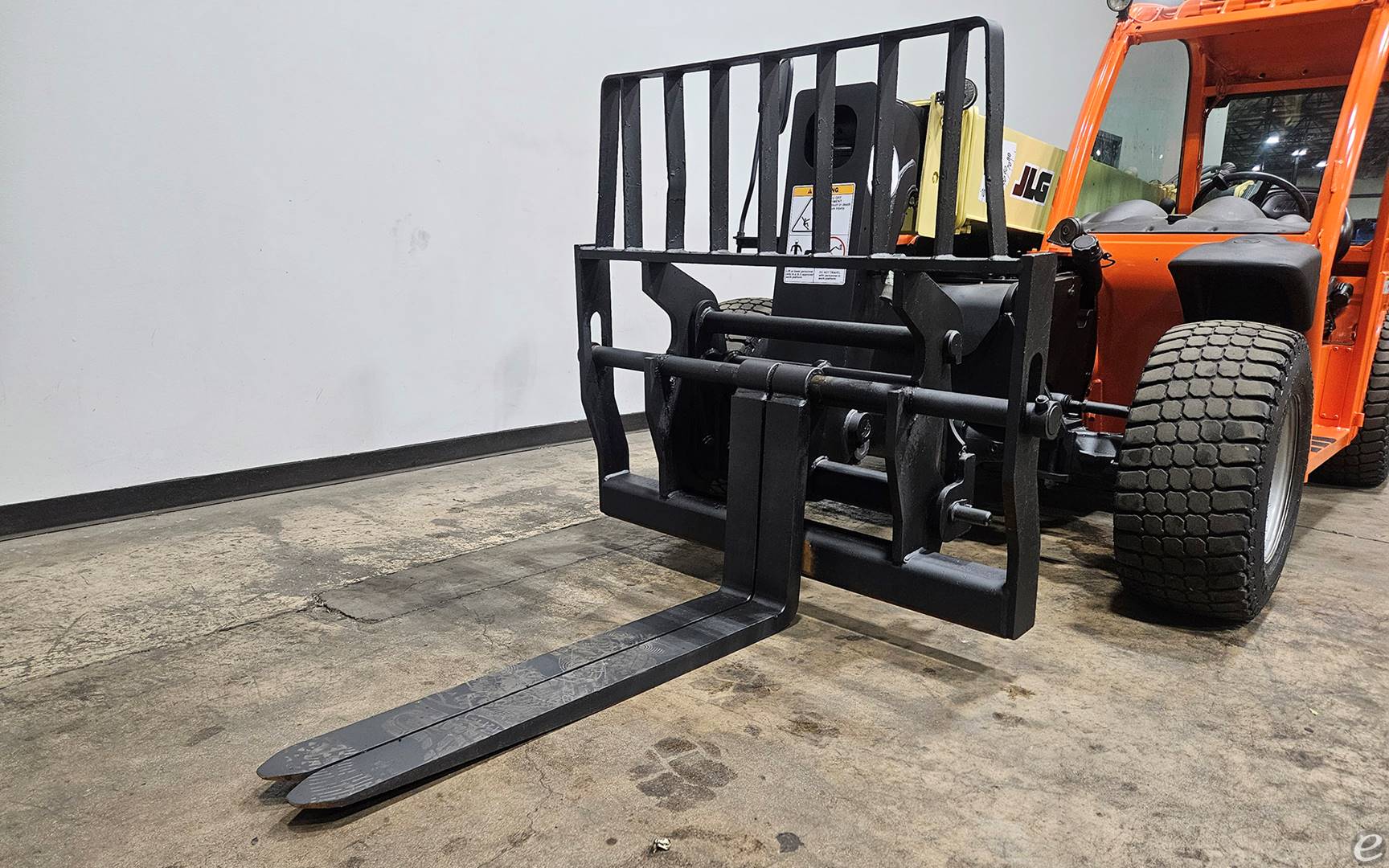 2017 JLG G5-18A