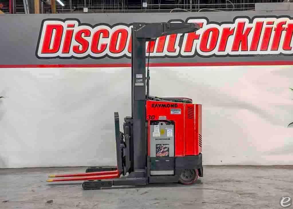 1999 Raymond EAS R30TT Electric Reach Truck - 123Forklift