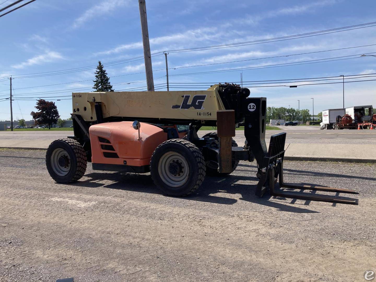 2012 JLG G12-55A