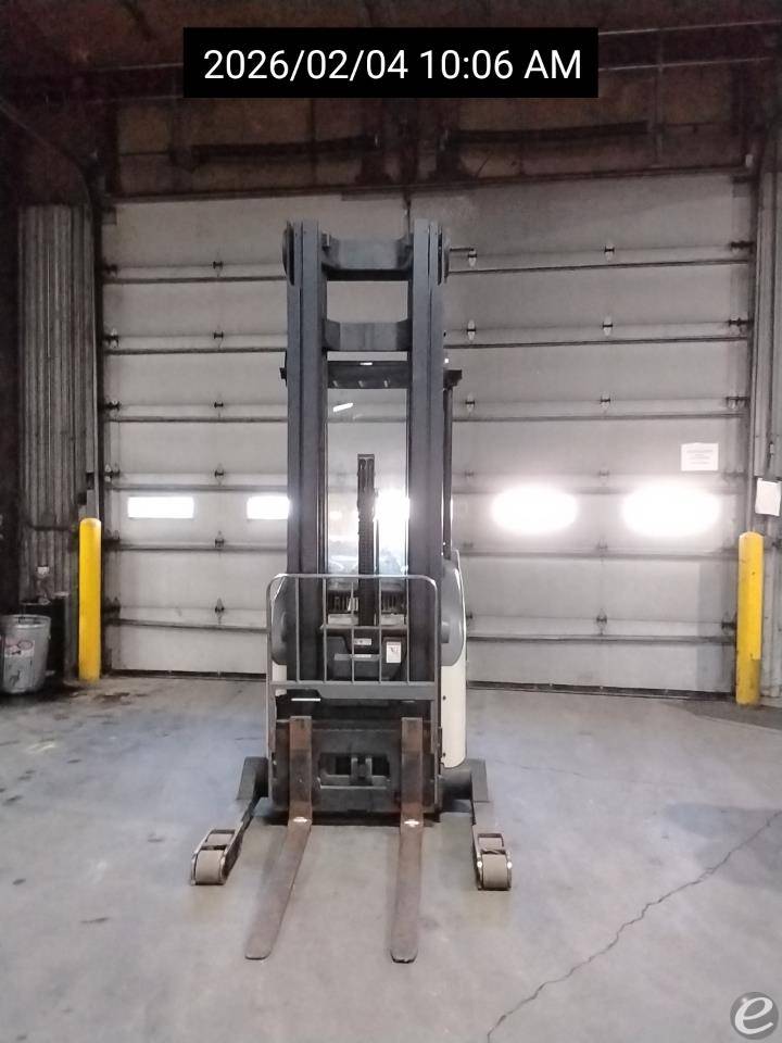 2011 Crown RR5725-45