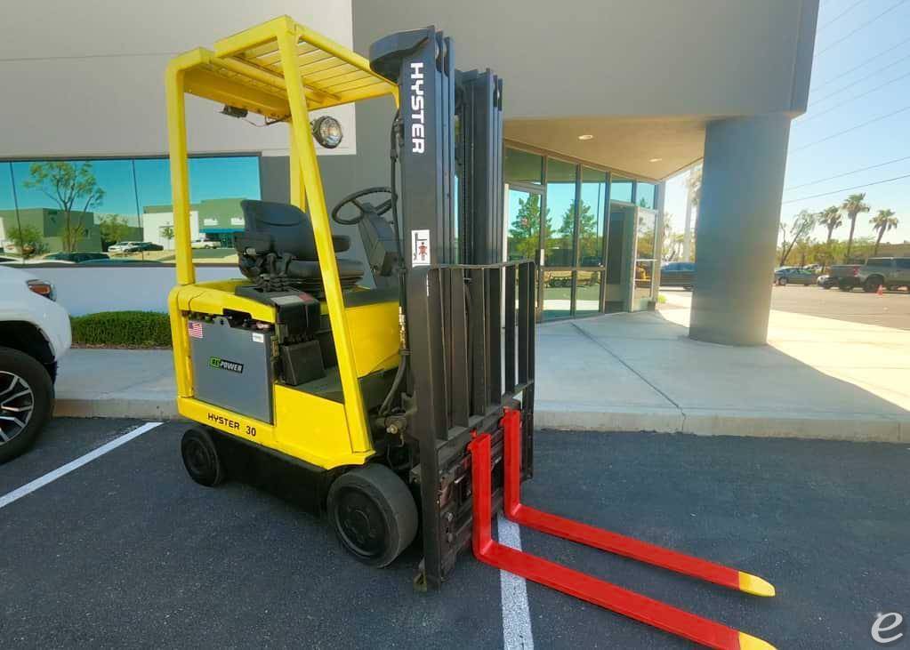 1996 Hyster E30XM Electric Forklift - 123Forklift