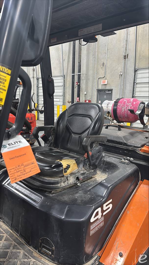 2022 Doosan G45S-7