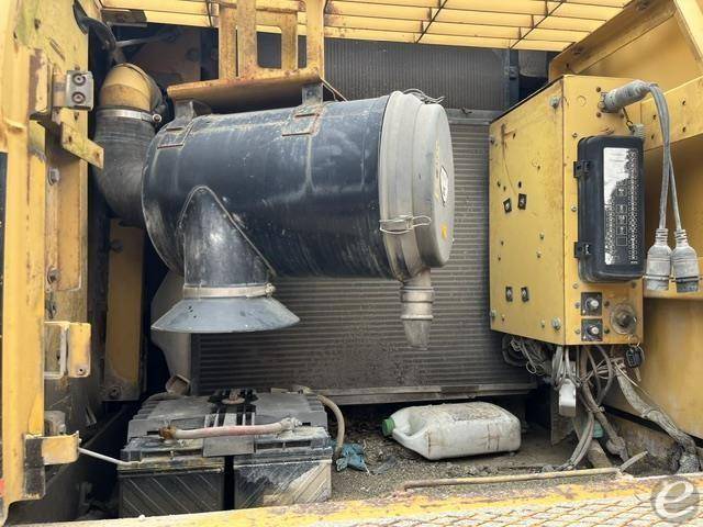 2006 Cat 330CL