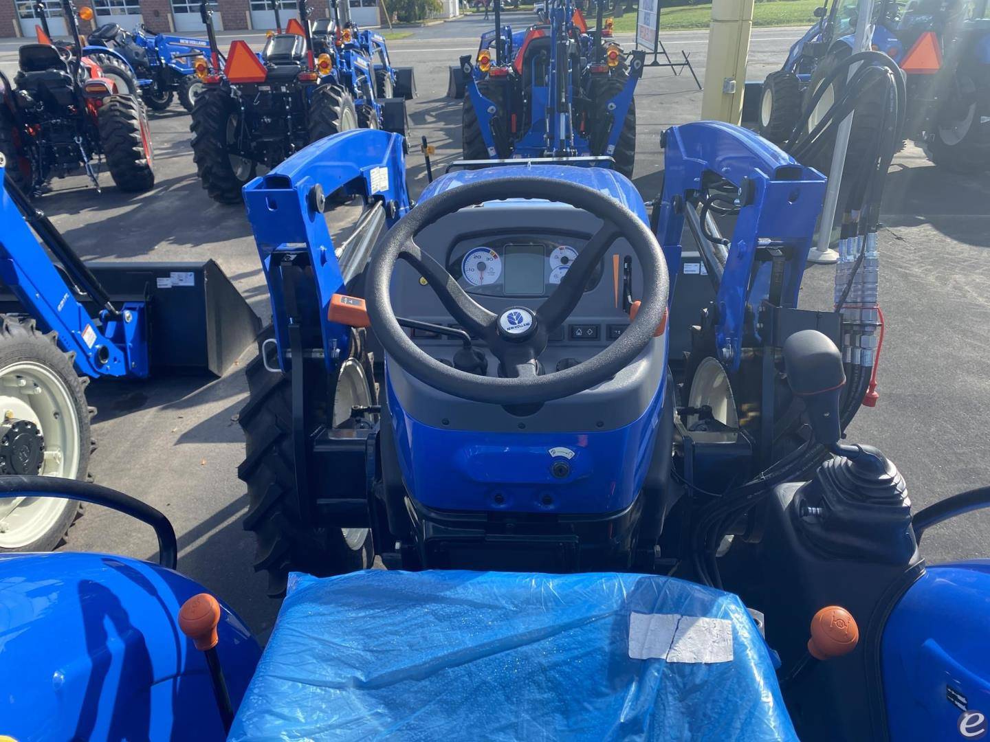 2025 New Holland WORKMASTER 70