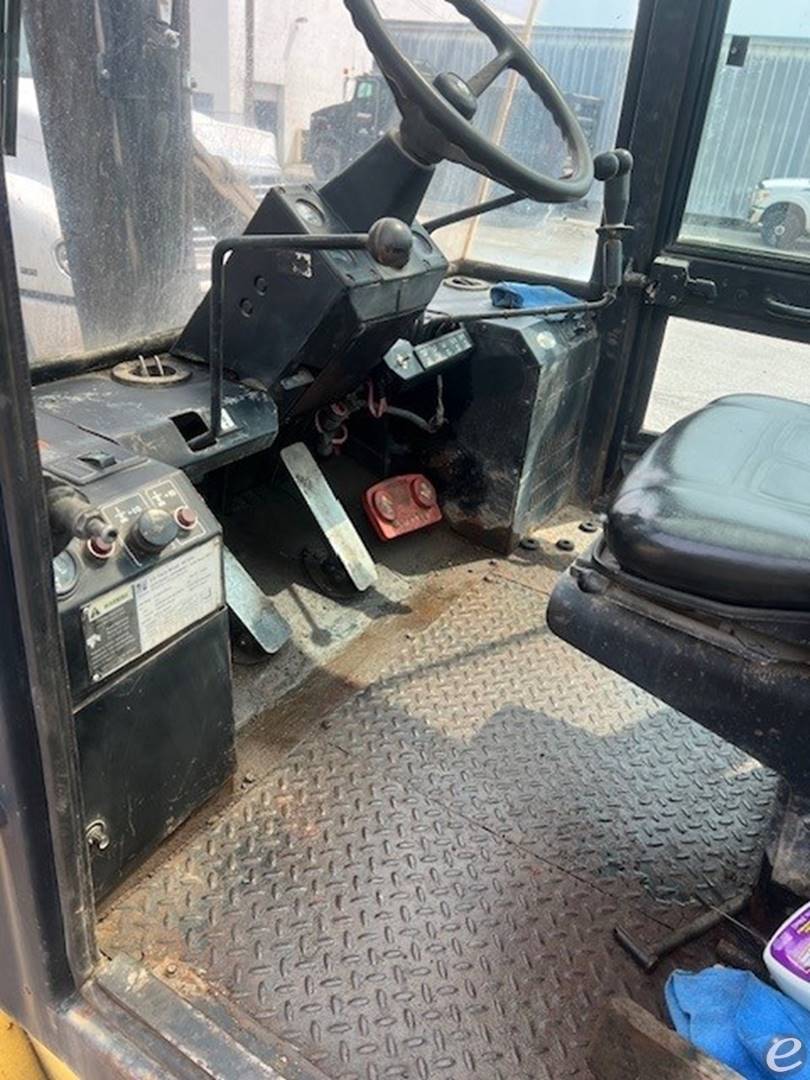 2001 Hyster H210XL