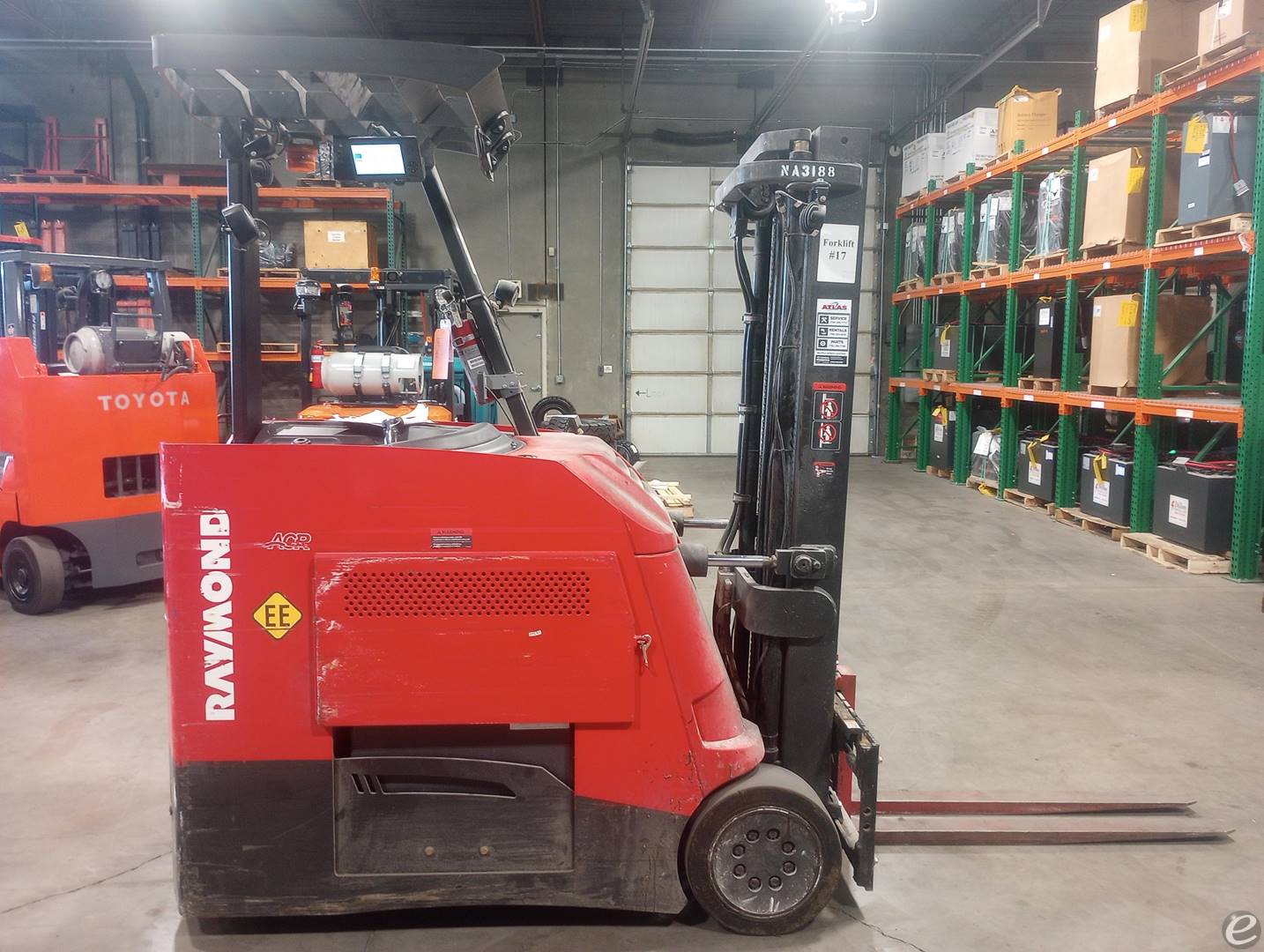 2021 Raymond 425-C50TT