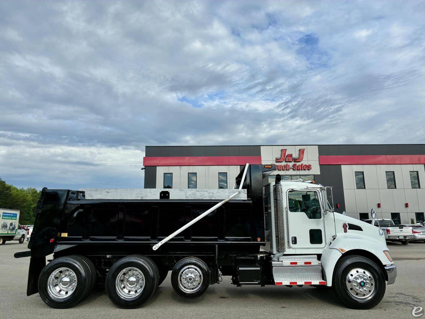 2018 Kenworth T370