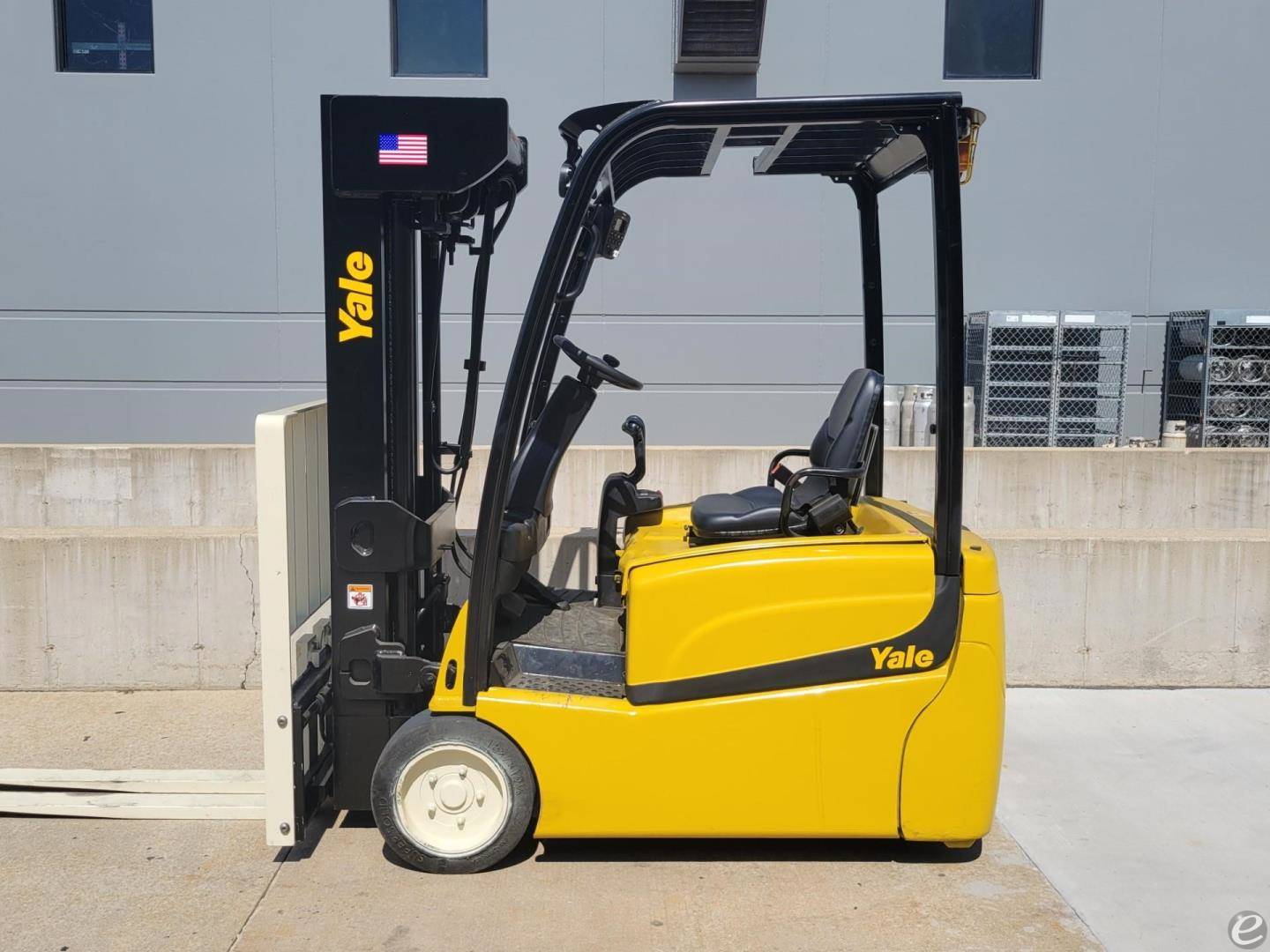2016 Yale ERP040VT Electric Forklif...