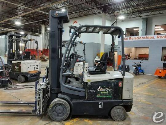 2017 Crown FC5225-60 Electric Forklift - 123Forklift