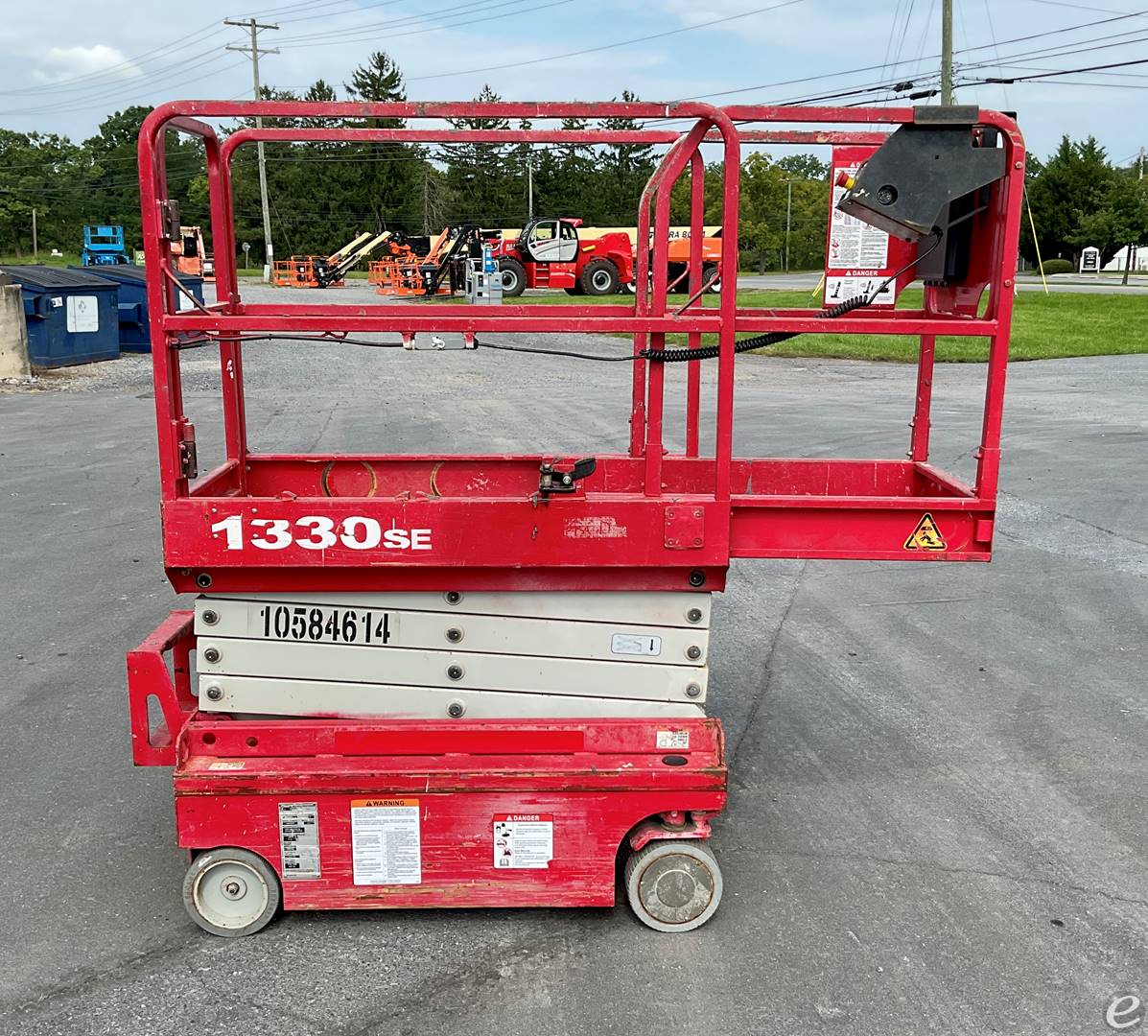 2017 JLG 1330SE