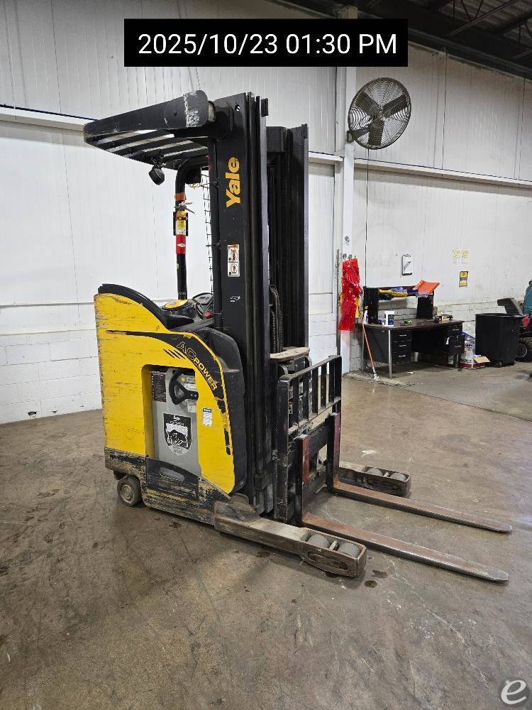 2018 Yale NR045EB