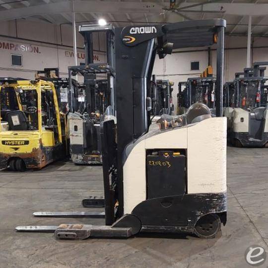 2018 Crown RR5725-45