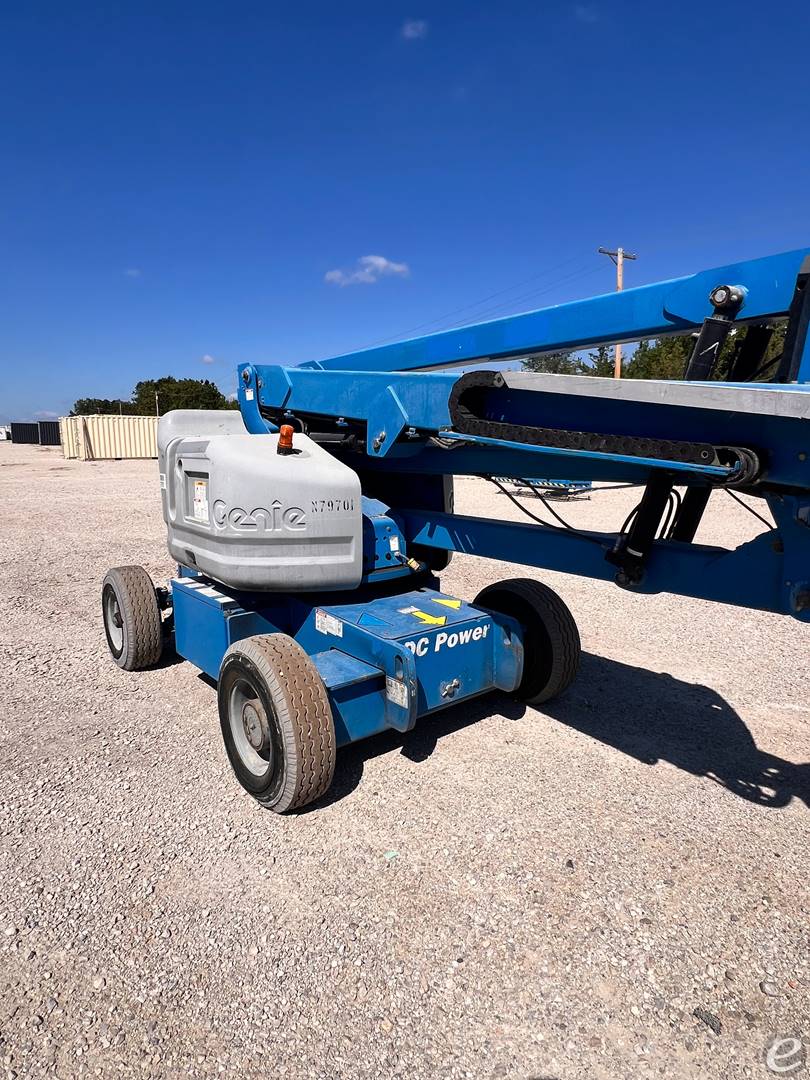 2013 Genie Z-45/25J
