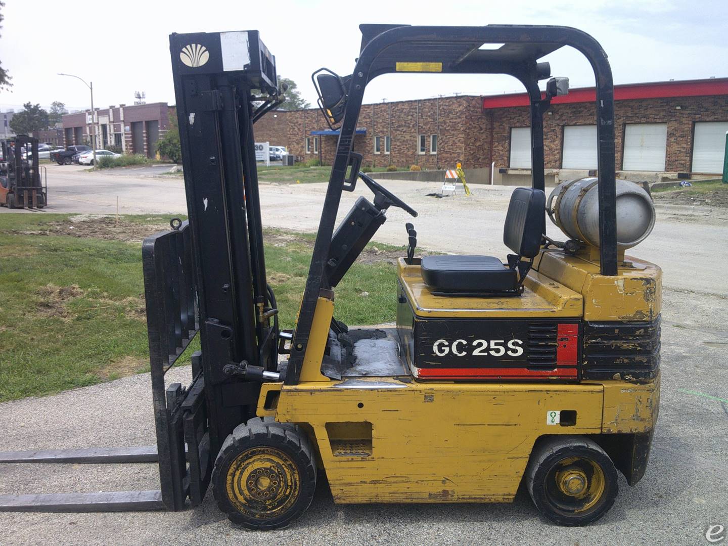 1995 Daewoo GC25S-2